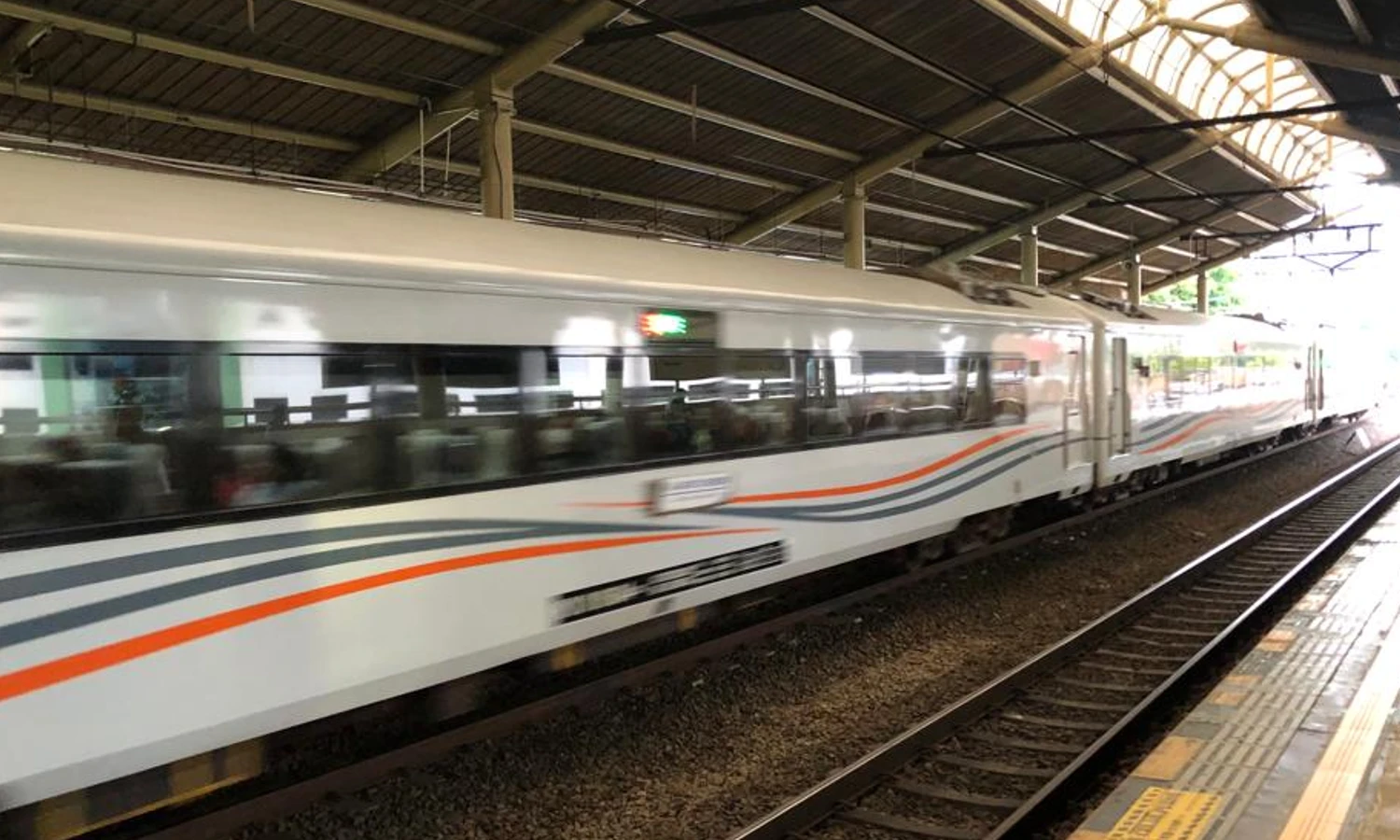 Ribuan Petugas Siap Amankan Operasi Angkutan Nataru dengan Kereta Api